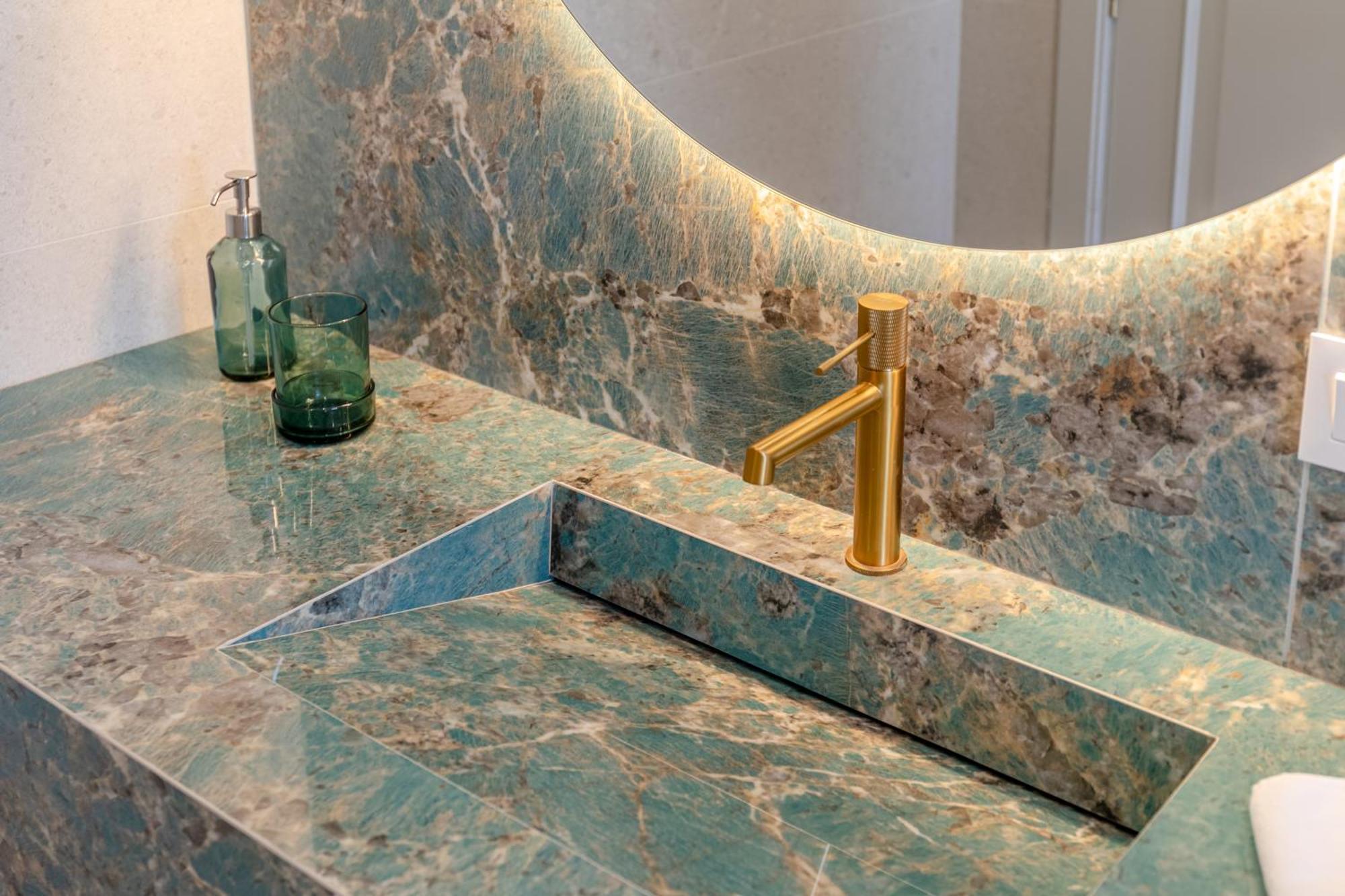 Isg Luxury By The Cathedral * Séville