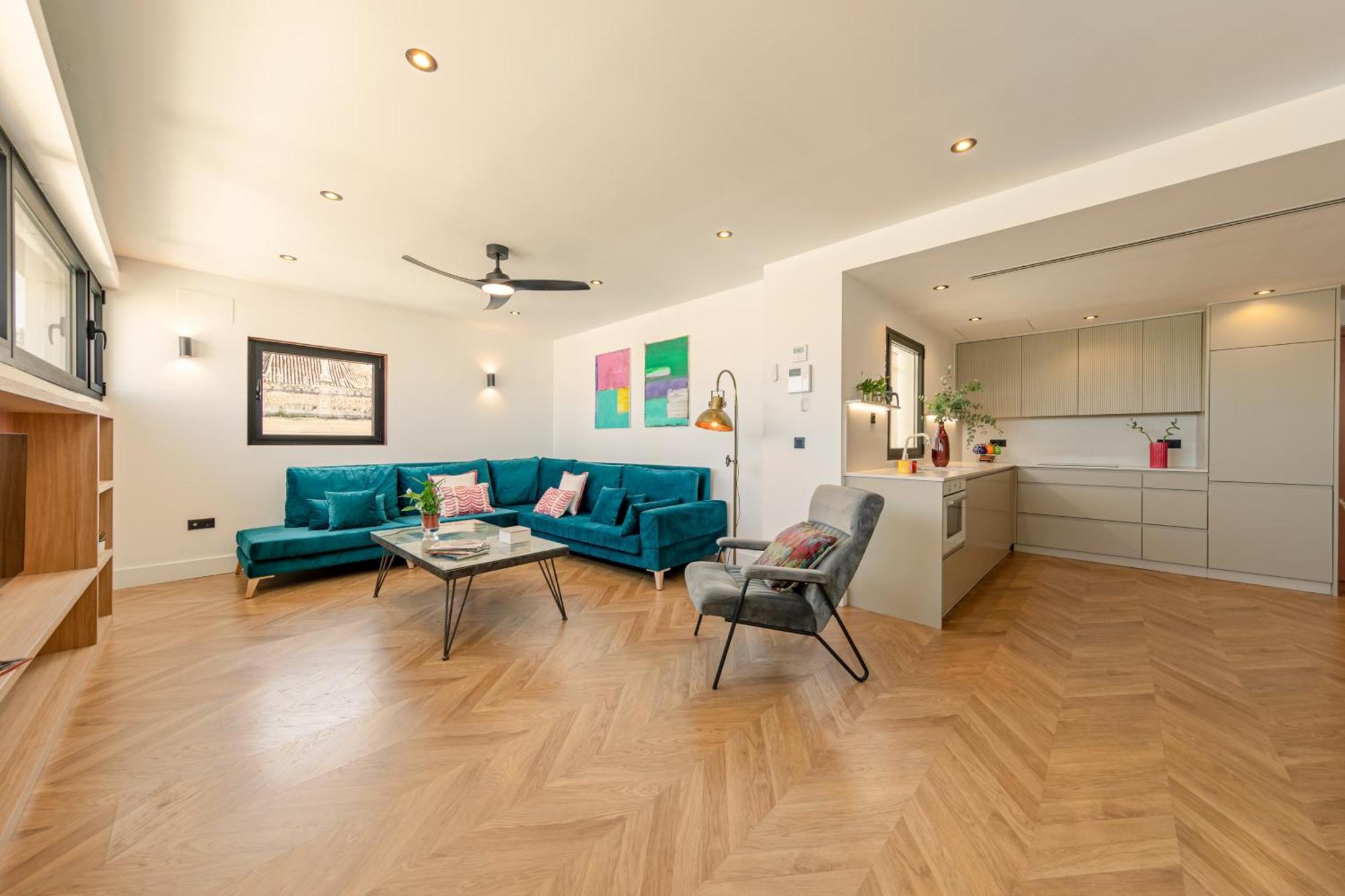 Isg Luxury By The Cathedral